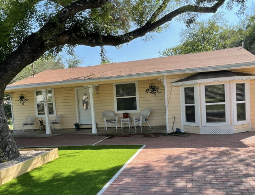 THE PEACH HOUSE